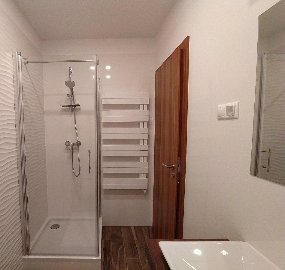 שיופוק Lilla Villa מראה חיצוני תמונה